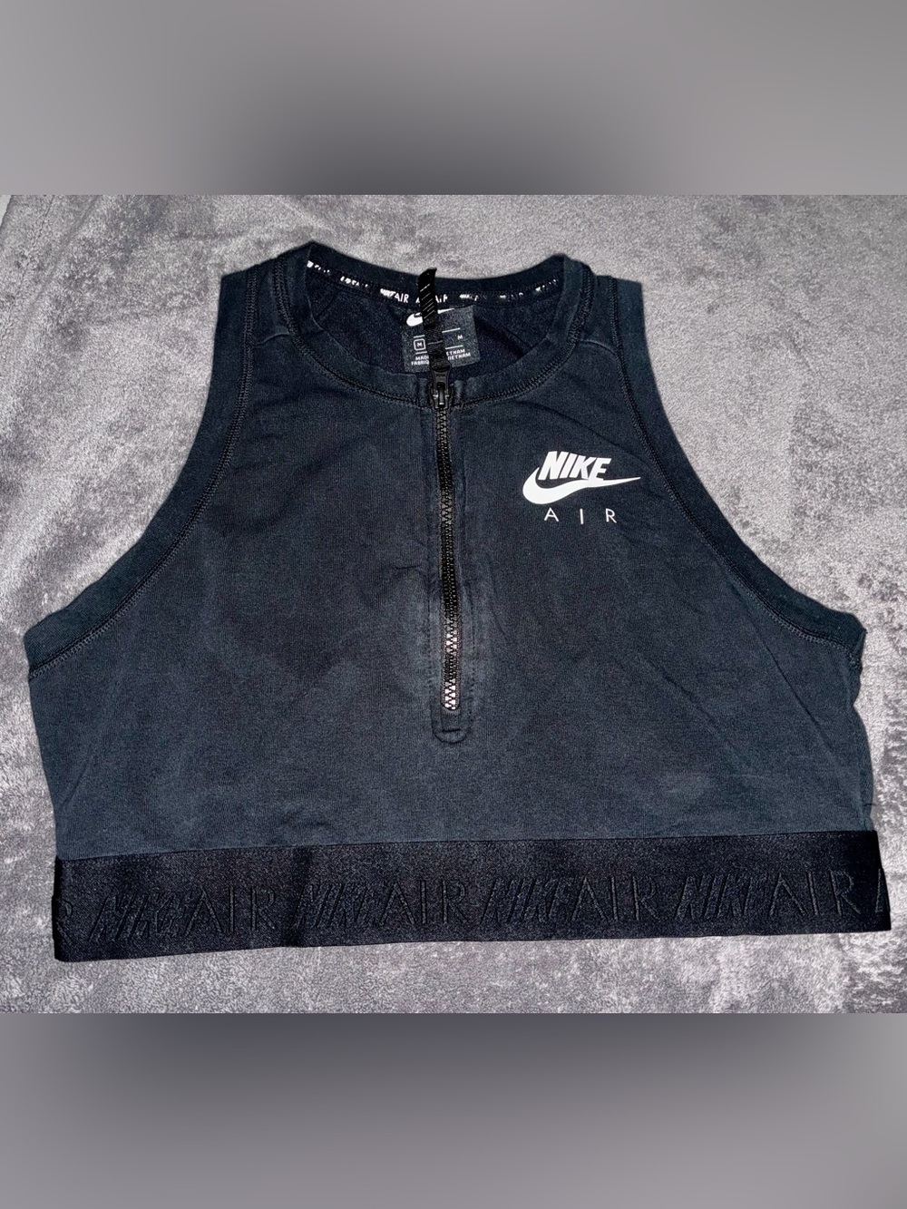 Nike air womens Black zip-front cropped athletic tank M